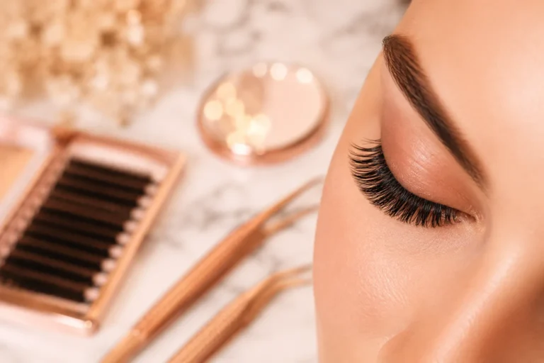 Wimpernverlängerung Haltbarkeit verlängern: 10 Profi-Tipps für längere Tragezeit